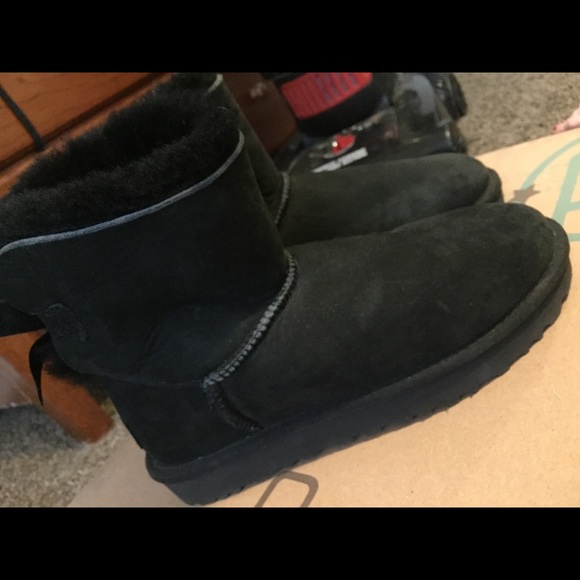 Black Ugg Boots - Picture 2 of 4